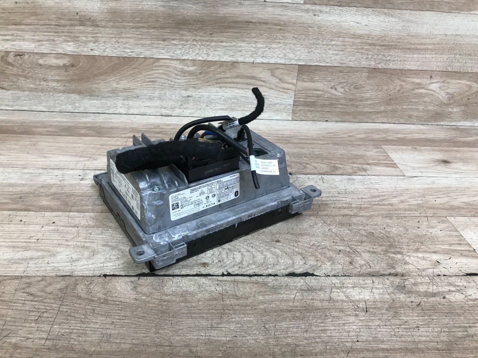 DODGE CHARGER OEM FRONT NAVIGATION INDASH SCREEN MONITOR GPS RADIO 8.4″ 18-21