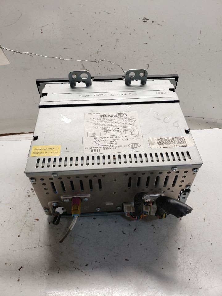 2011-2013 Kia Optima Radio EX Luxury Canada Receiver Stereo Receiver OEM 723084