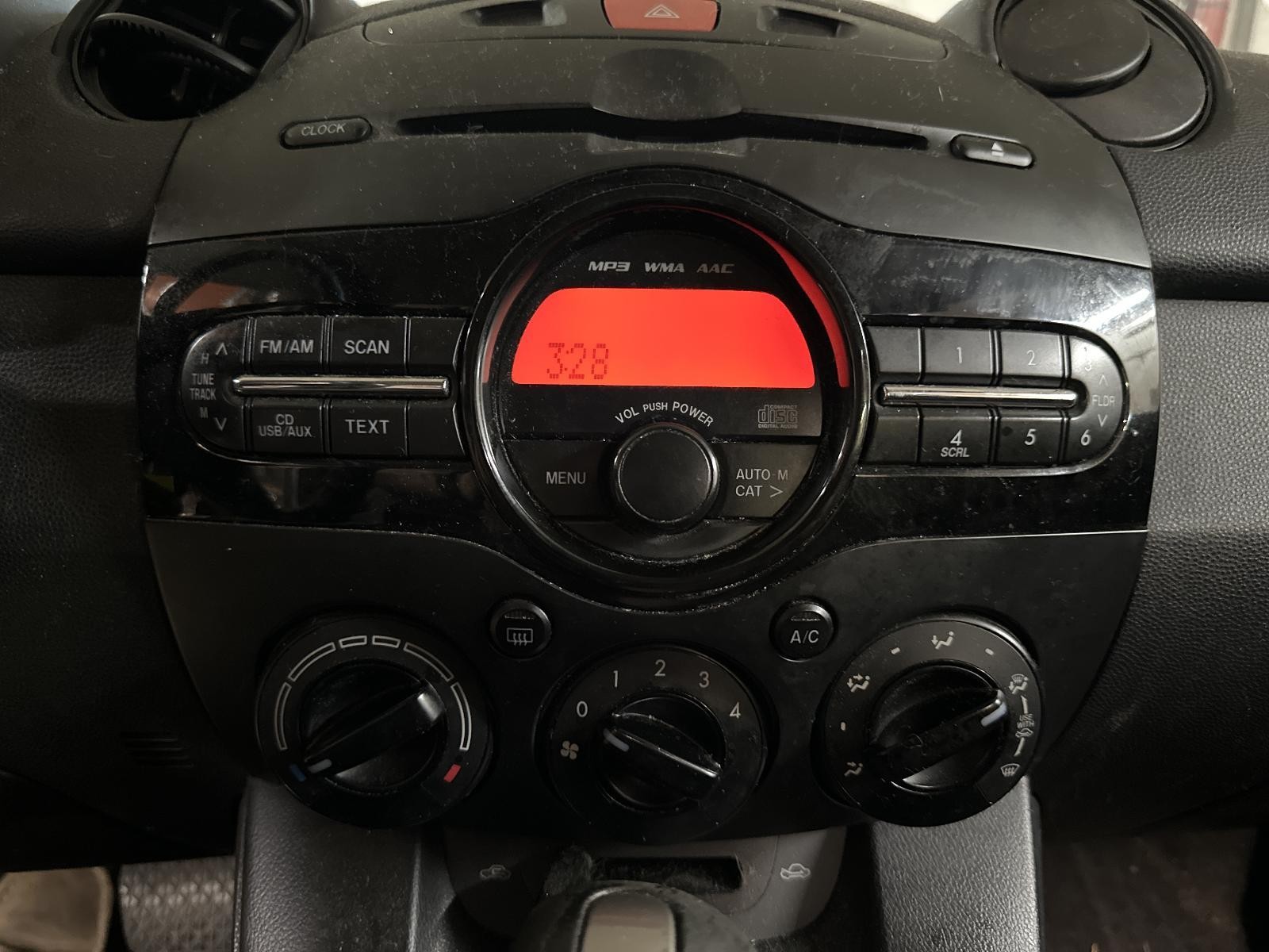 13 14 Mazda 2 Radio Receiver AM-FM-CD ID# DR70669R0 **May Need Programming**