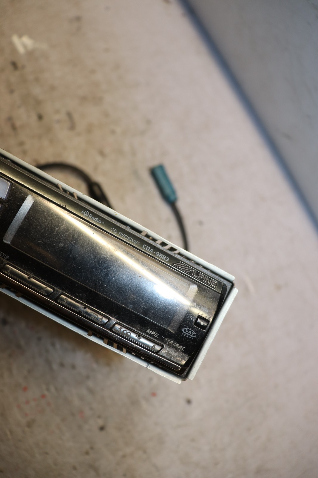 Alpine CDA-9883 Car Audio Player