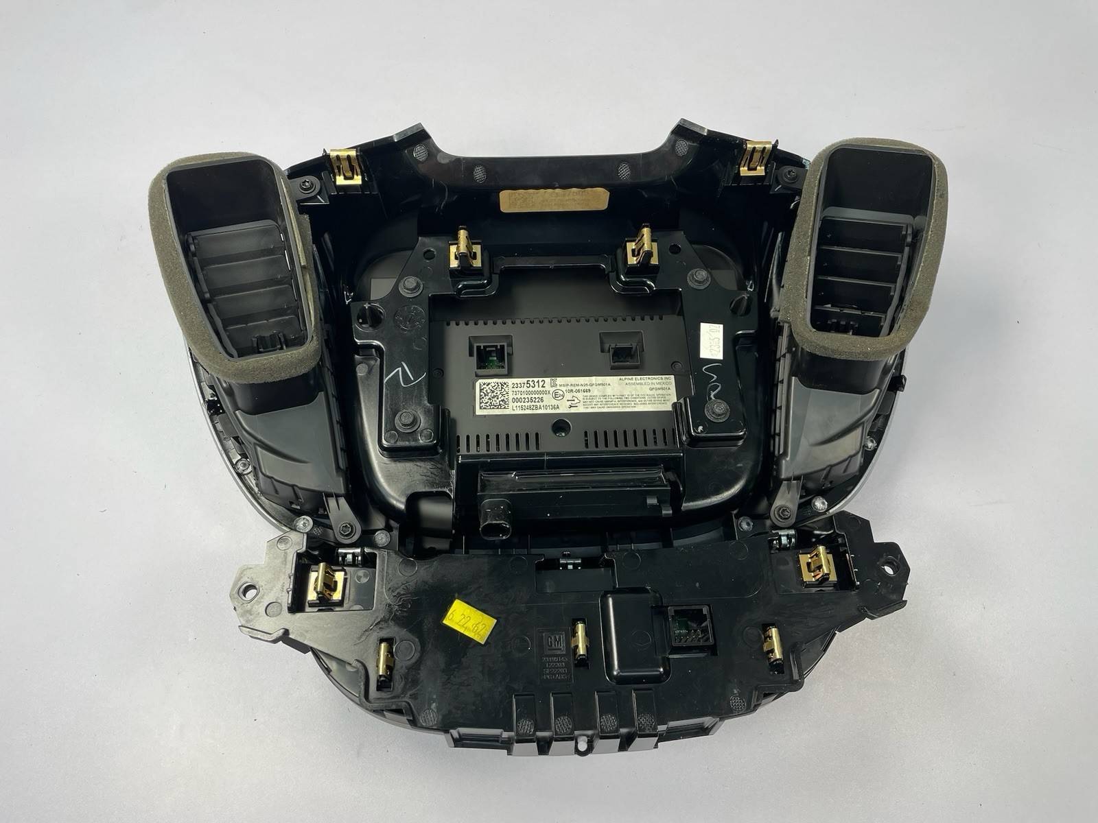2016-2019 Chevy Volt OEM Radio Display Screen Climate Control Unit 23375312