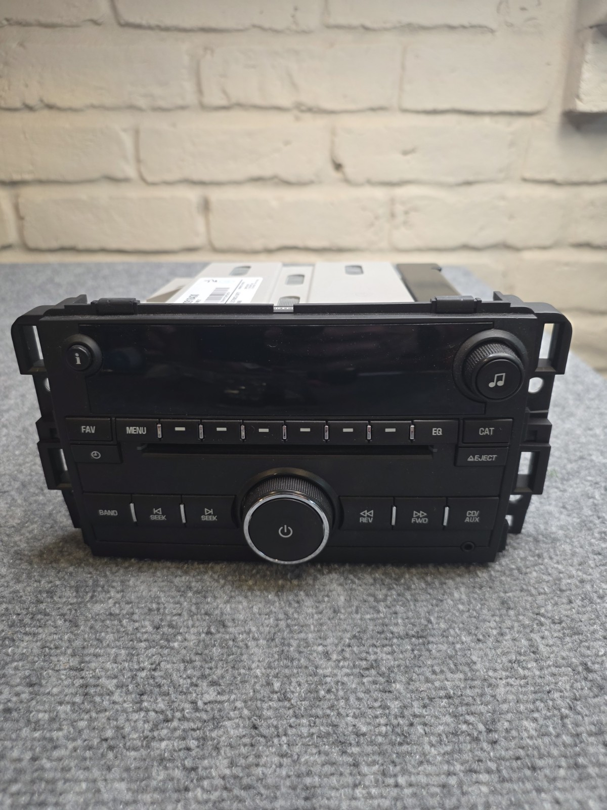 OEM GM Chevrolet GMC Radio CD MP3 AUX Stereo Player 20918430 UUI Tested Works