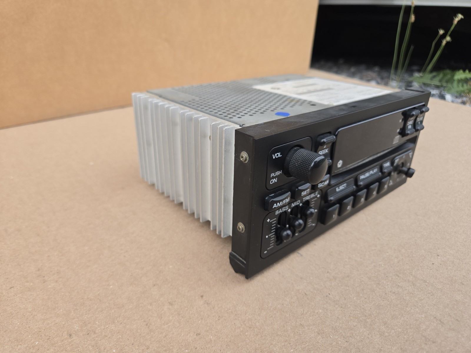 Chrysler Model P04704373AE Radio And CD Player, Cd Does Not Work, Radio Does