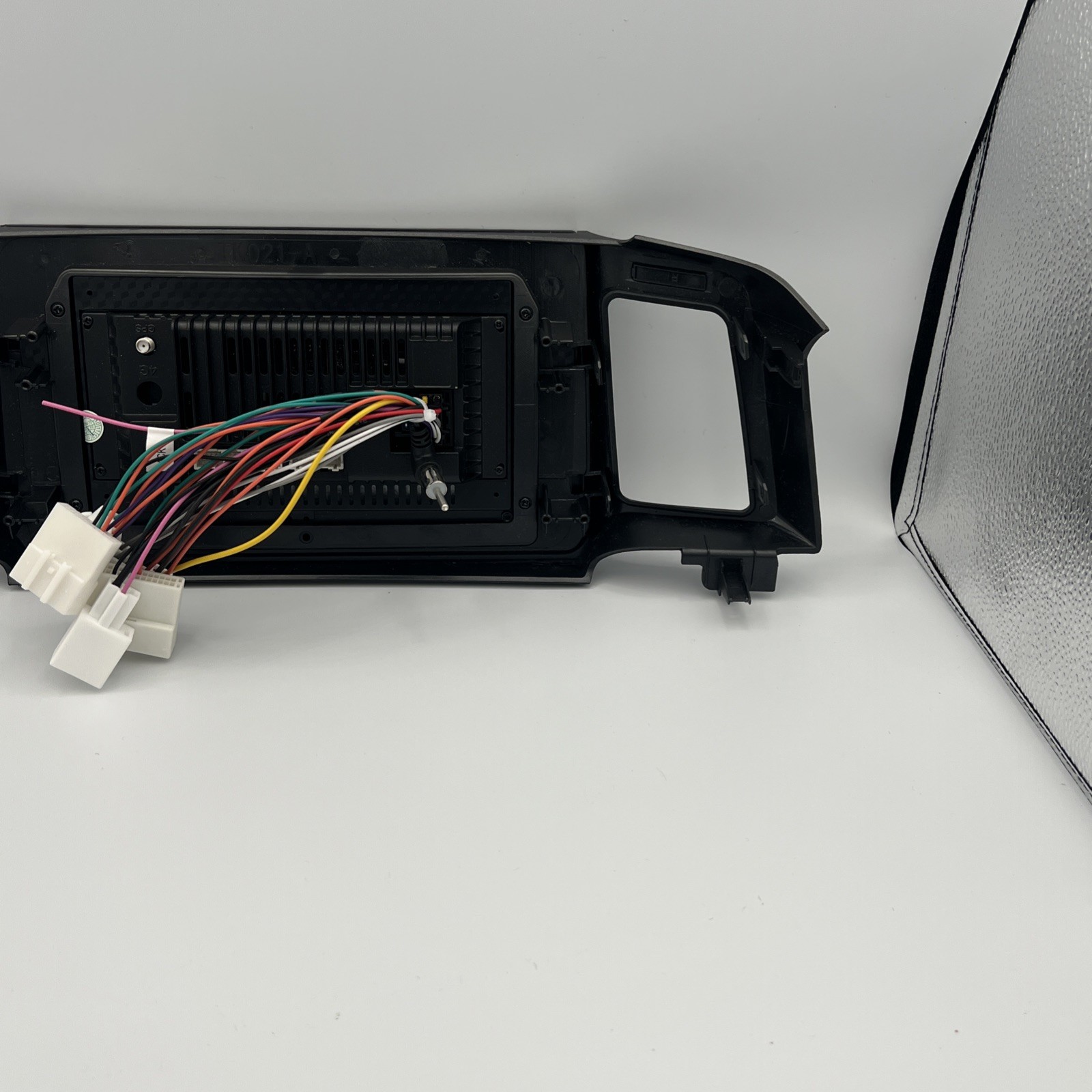 Roadanvi Car Radio Carplay 10.2″ Head Unit for Toyota RAV4 2013-2018
