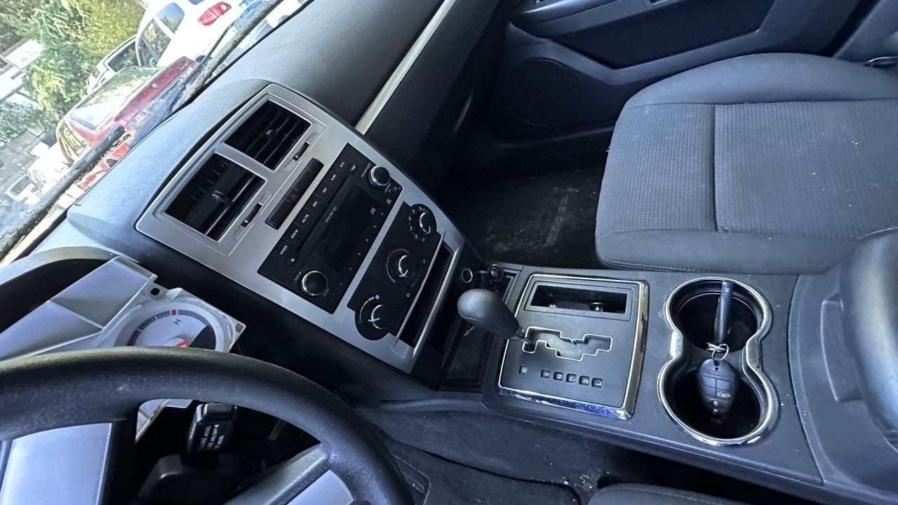 2008-2010 Chrysler 300 Radio Display And Receiver Radio ID RES OEM 1406594