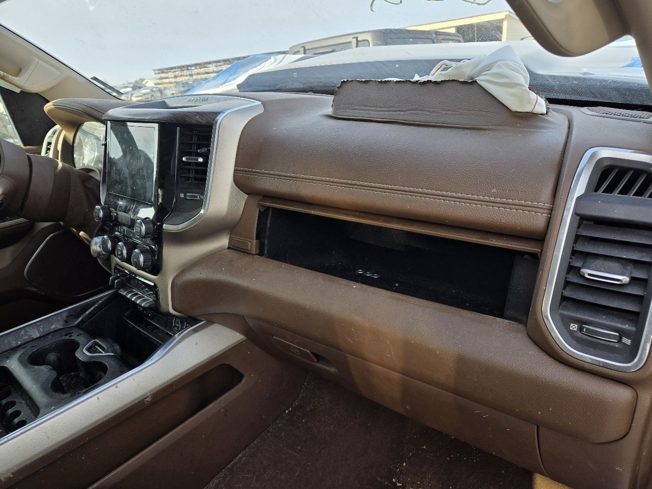 2019-2020 Dodge RAM 1500 CD Player fits New Style Trucks w/o Bench Seats