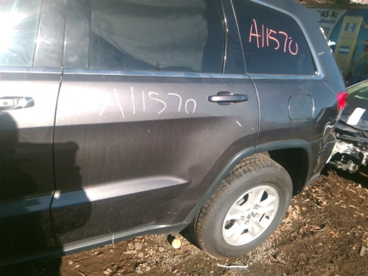 Audio Equipment Radio Receiver 5.0″ Screen Sirius Fits 14 GRAND CHEROKEE 563643