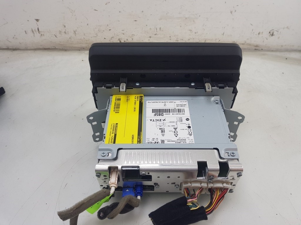 RADIO RADIO Kia Stonic (YB) SUV 1.0i T-GDi 12V (G3LC) 2019 96160H8850FHV