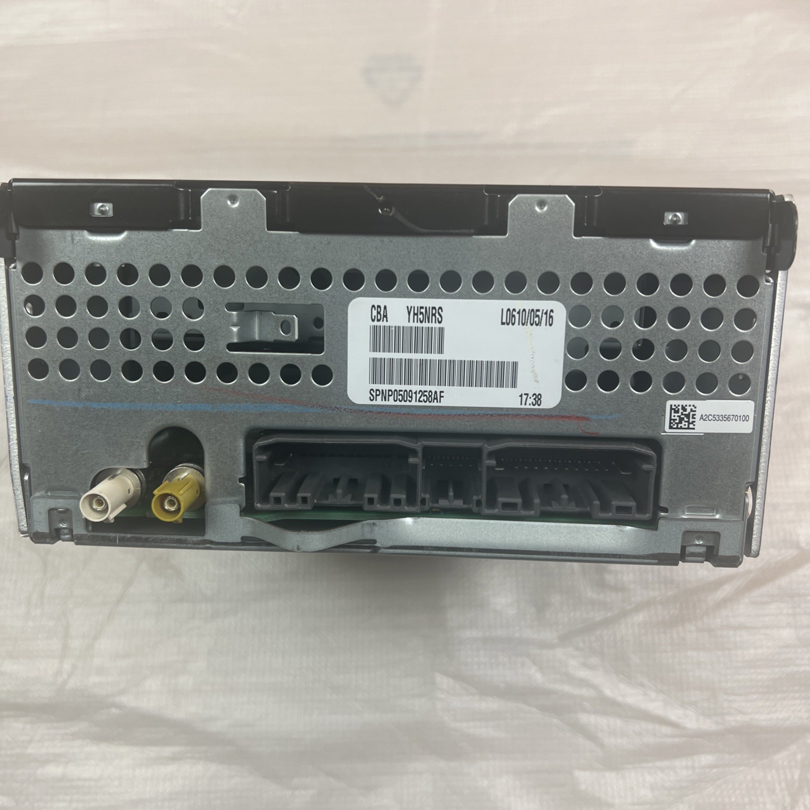 CHRYSLER DODGE JEEP AM FM Radio Stereo MP3 CD Player Sirius OEM