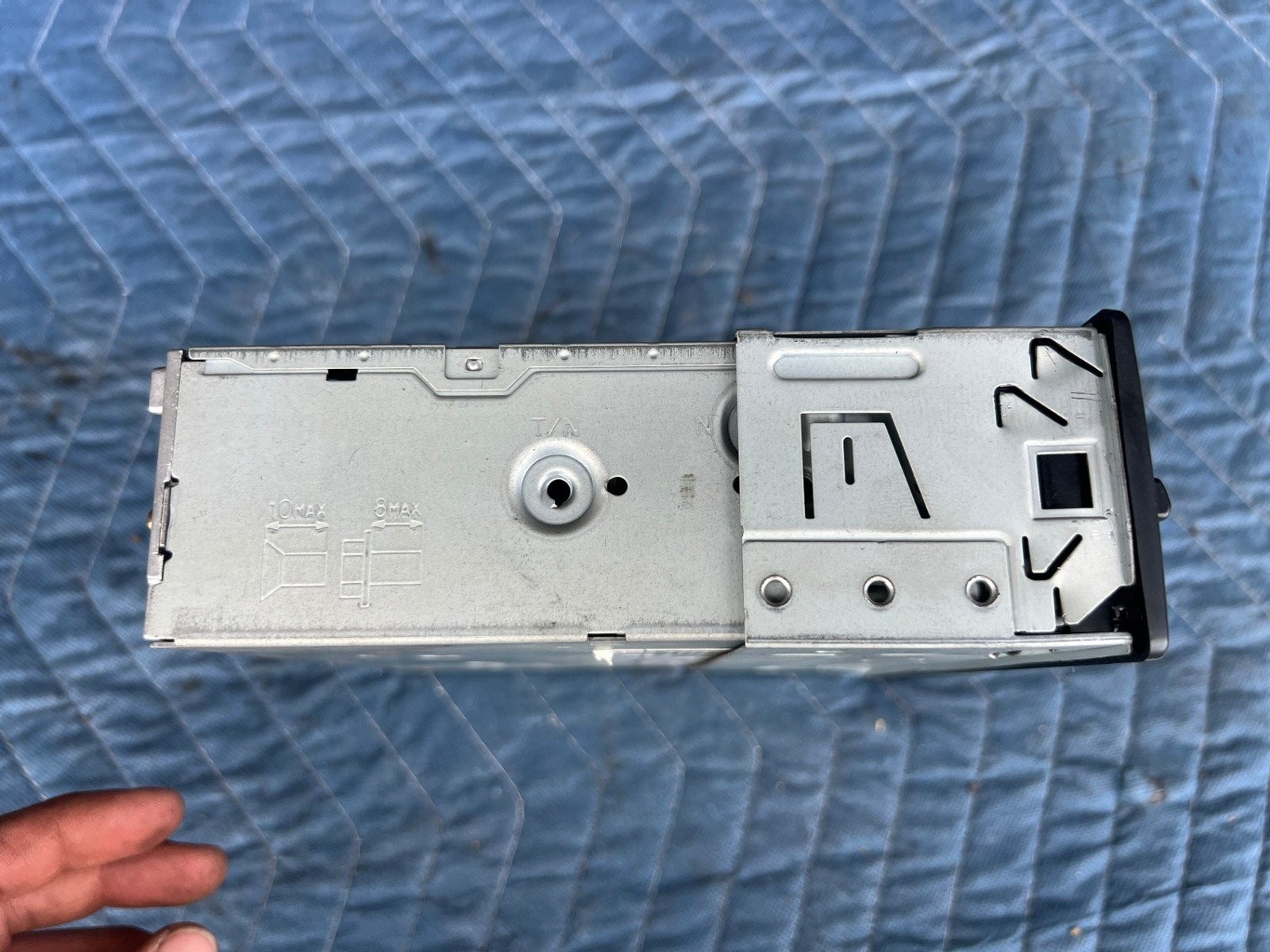 1985-1992 Volkswagen Golf Radio Sony Stereo AM FM CD Player OEM