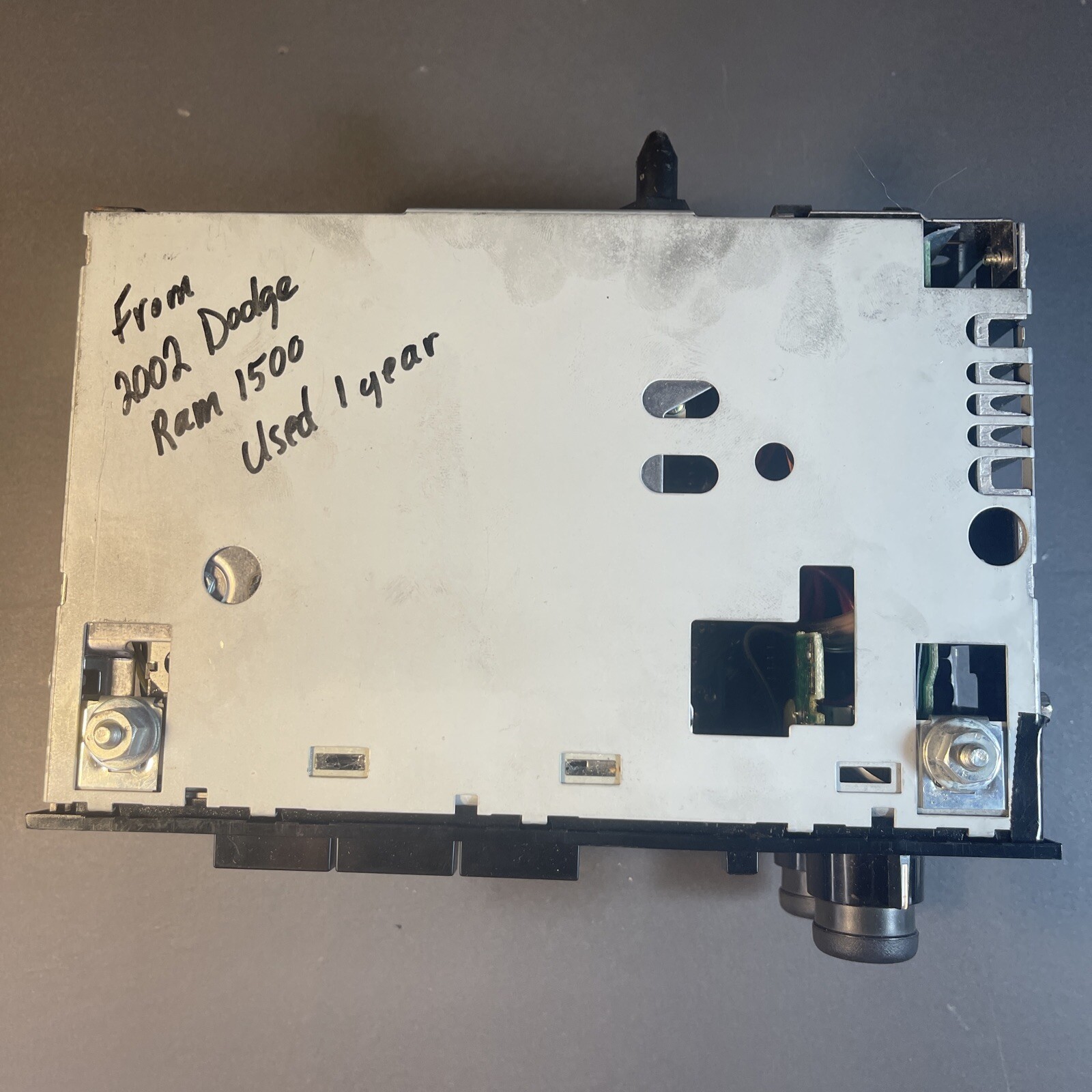 16169183 OEM GM CHEVROLET PONTIAC AM FM CASSETTE RADIO From 2002 Dodge Ram 1500