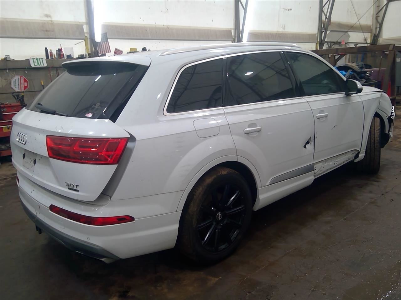 Info-GPS-TV Screen Display Dash Mounted Fits 17-19 AUDI Q7 6986635
