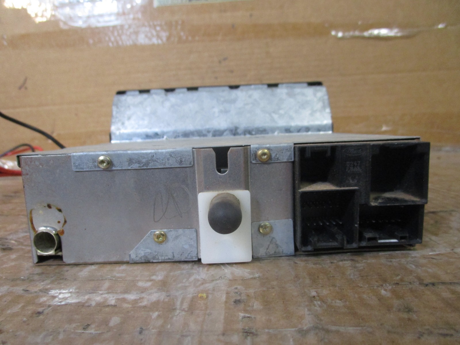 98-03 Ford F150 Radio Stereo Cassette Player Receiver AM FM f8vf19b132aa