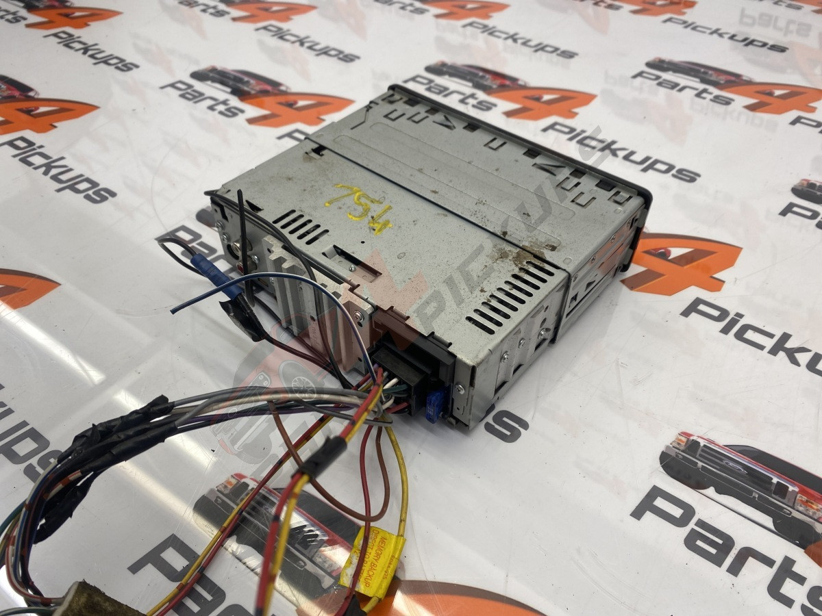 2005 Mitsubishi L200 Warrior Factory Standard Mitsubishi Radio 1999-2006