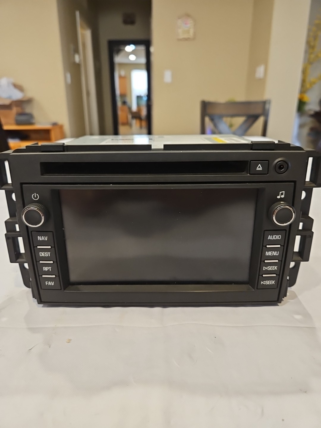 2008 GMC Sierra 3500HD AM FM CD DVD MP3 NAV Stereo Radio Receiver 25846420