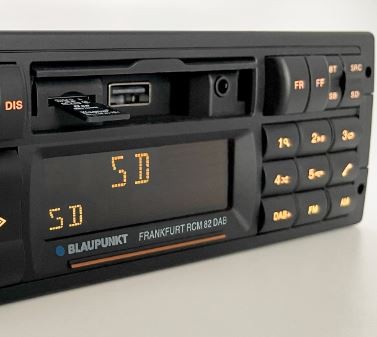 Blaupunkt Frankfurt RCM 82 DAB – 1-DIN Car Stereo