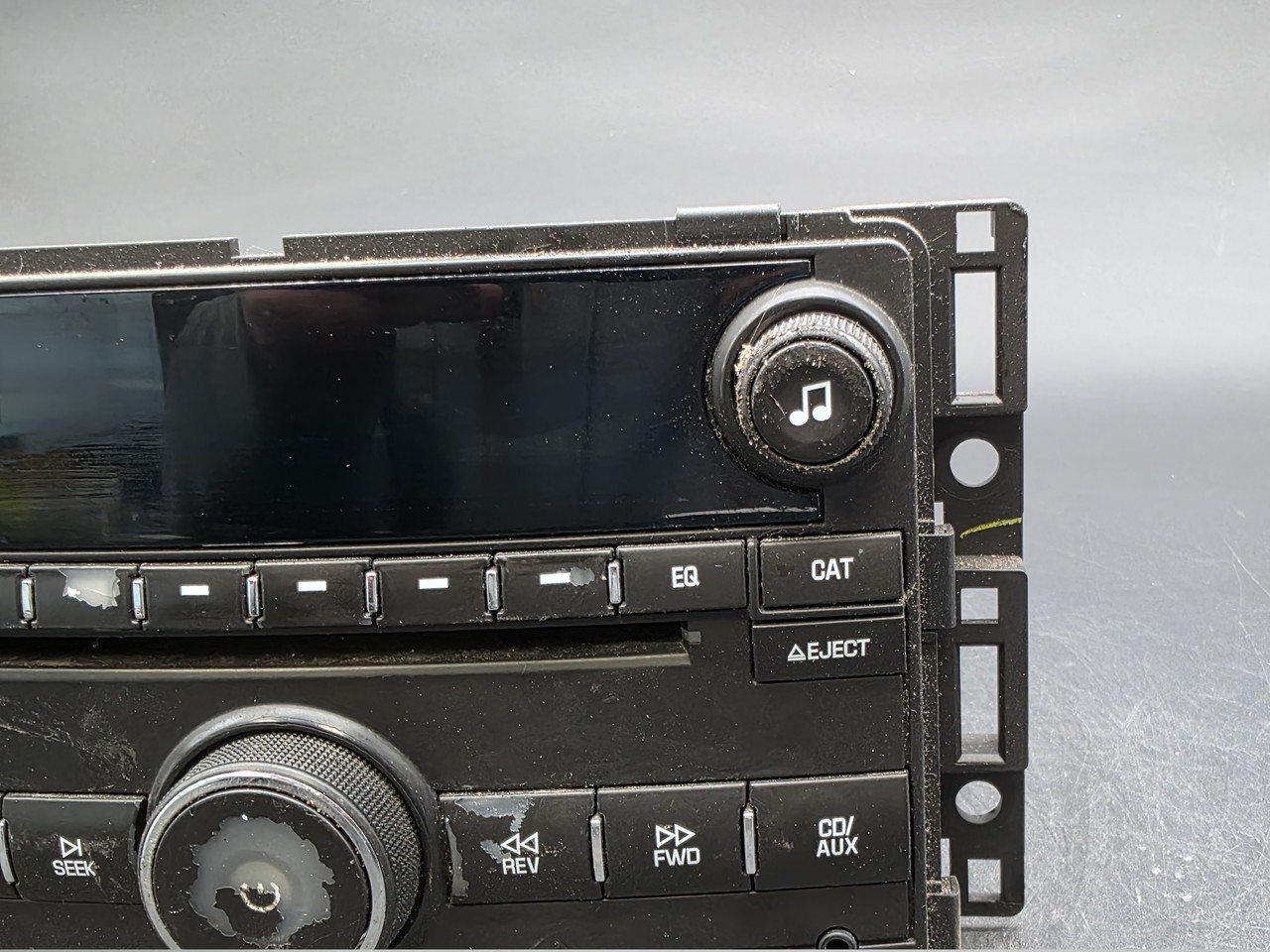 OEM 09-10 Chevy Cobalt AM/FM CD Radio 20919528 Used
