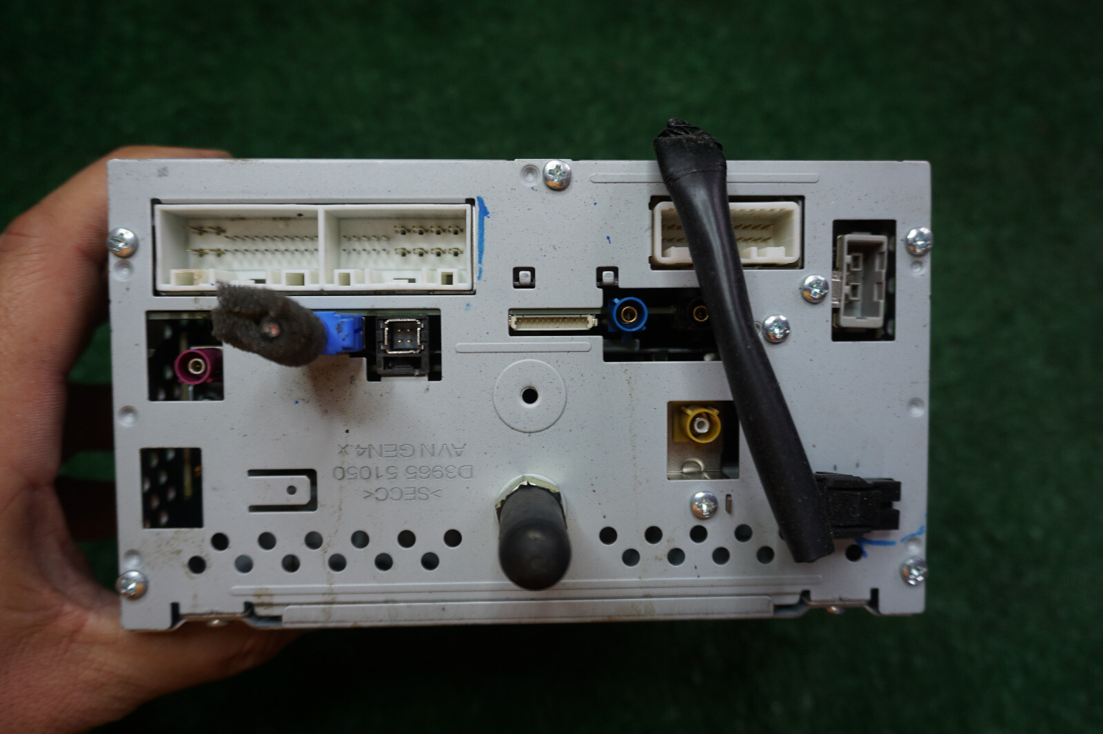 2015 16 17 HYUNDAI AZERA AM FM CD PLAYER OEM 965603V530VD4