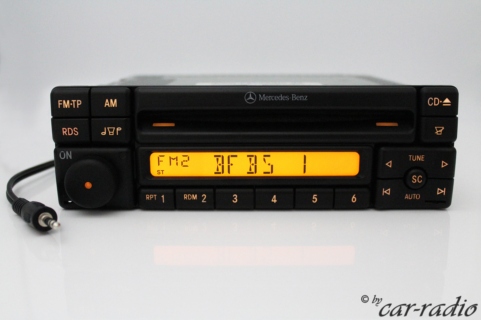 Mercedes Special MF2297 AUX-IN MP3 Car Stereo 3.5 Jack Plug CD-R RDS Radio