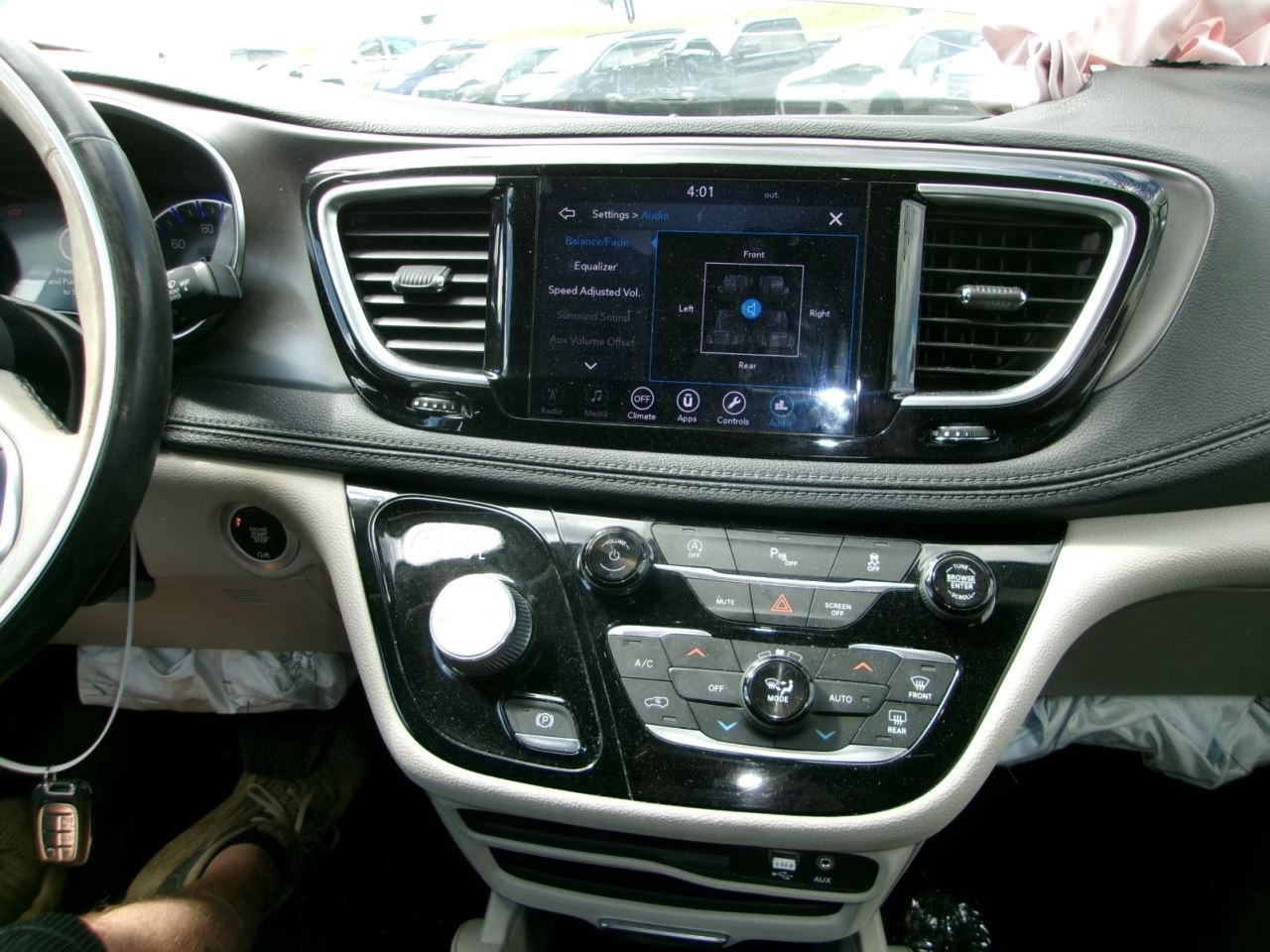 Info-GPS-TV Screen Display Front Dash ID 68316174 Fits 18-20 PACIFICA 2281553