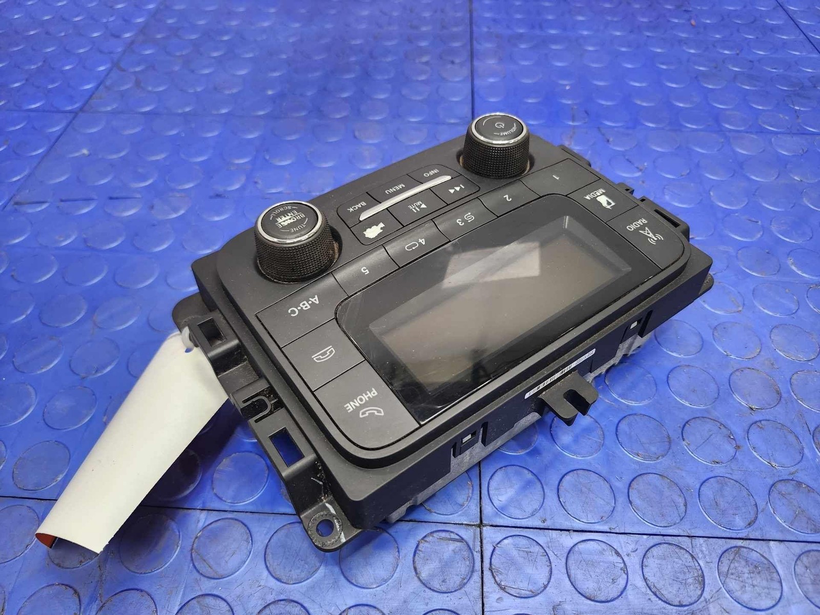17-18 Dodge Ram Truck Radio Receiver Head Unit AM FM UConnect 3″ Screen OEM