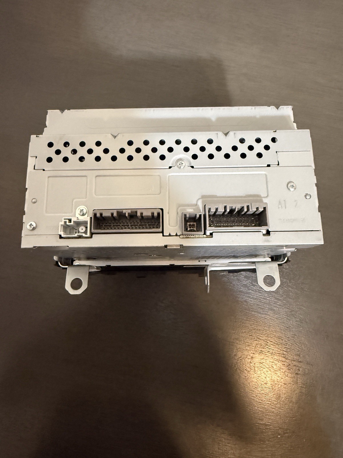 2010 Jeep Wrangler Jk OEM Stereo Radio Head Unit Base Unit Only No Cd