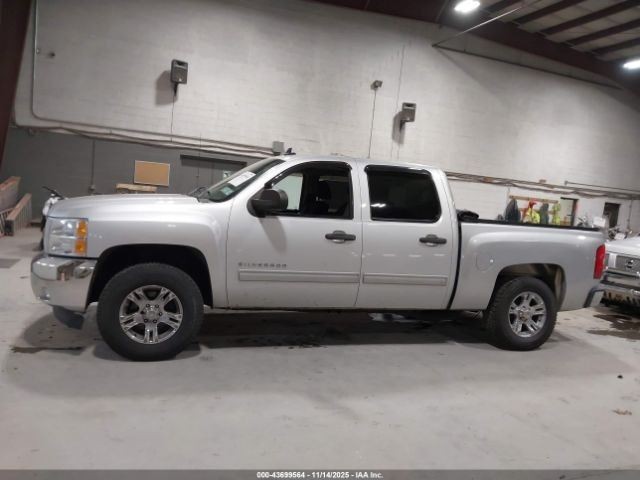 Audio Equipment Radio AM-FM-CD-MP3-USB Fits 11-21 EXPRESS 2500 VAN 12491003