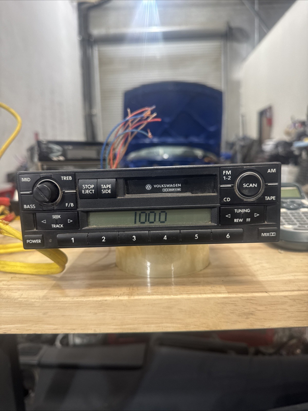 VW Volkswagen OEM Factory 12v Stereo Radio