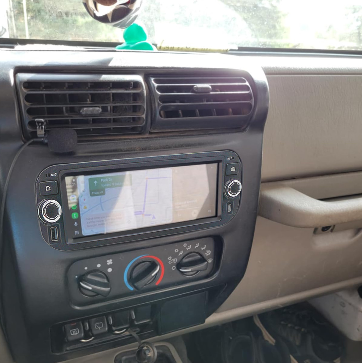 Car Radio Stereo Carplay For 2002-2005 Dodge，Jeep Ram, Wrangler 4+64G 6.8in WiFi