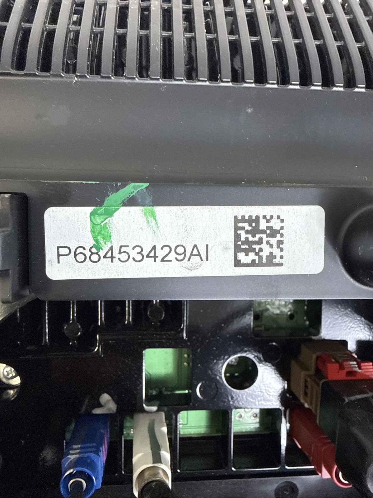 2022-2025 Jeep Compass 8.40 Touchscreen Display Receiver 68453429AI OEM
