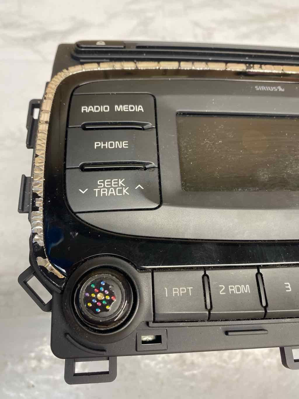 Kia Forte radio am fm 17 18 display receiver w/o navigation sed OEM 96170B0110WK
