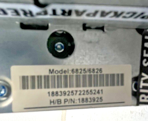2008-2010 Jeep Wrangler Sirius Radio MP3 WMA JPEG Media REN AUX 20GB HDD Stereo