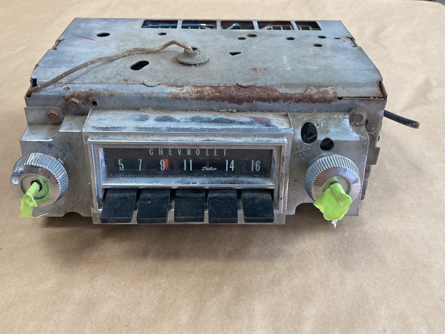 1966 Chevrolet Impala Radio Push Button AC Delco 986545 AM 7294300 OEM