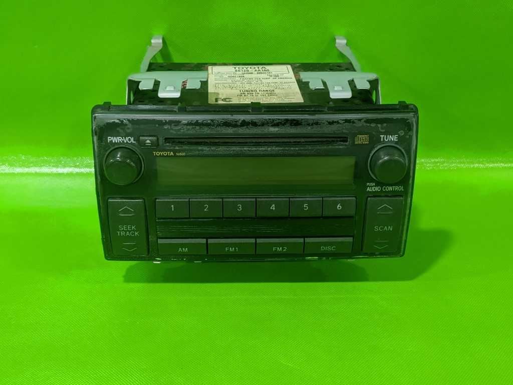 05 06 CAMRY FUJITSU FACTORY RADIO 16860 ON FACEPLATE OEM 4055-2