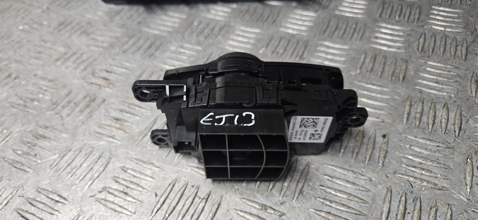 BMW 318D AUTO F30 2013 radio stereo CD player head display screen unit