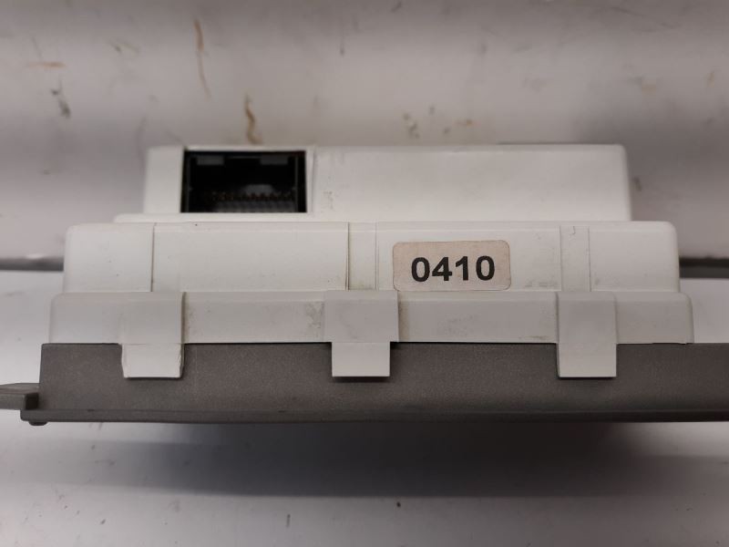 Audio Equipment Radio And Headphone Control Fits 03-06 NAVIGATOR 76209