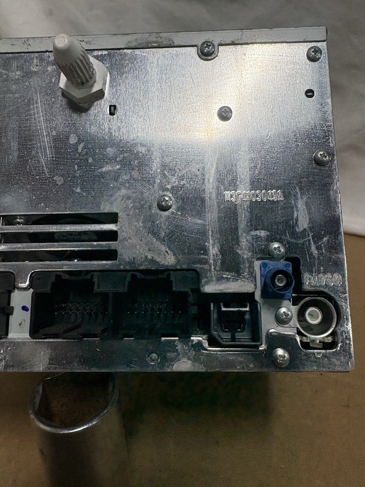 GM 22776896 AM FM NAV Radio CD DVD MP3 Player from 2011 Tahoe 22776896 9381189