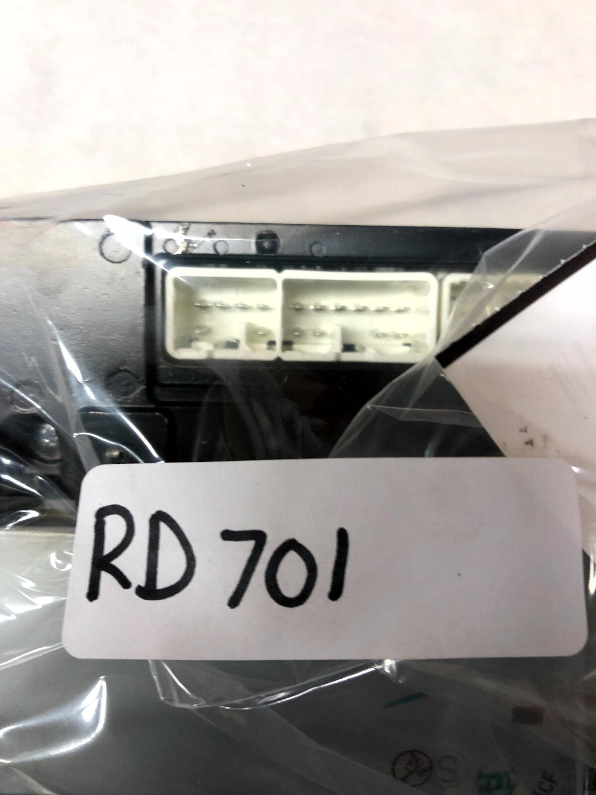 Toyota Silver Radio Receiver 6 Disc CD Player Fit 2006 Toyota Avalon