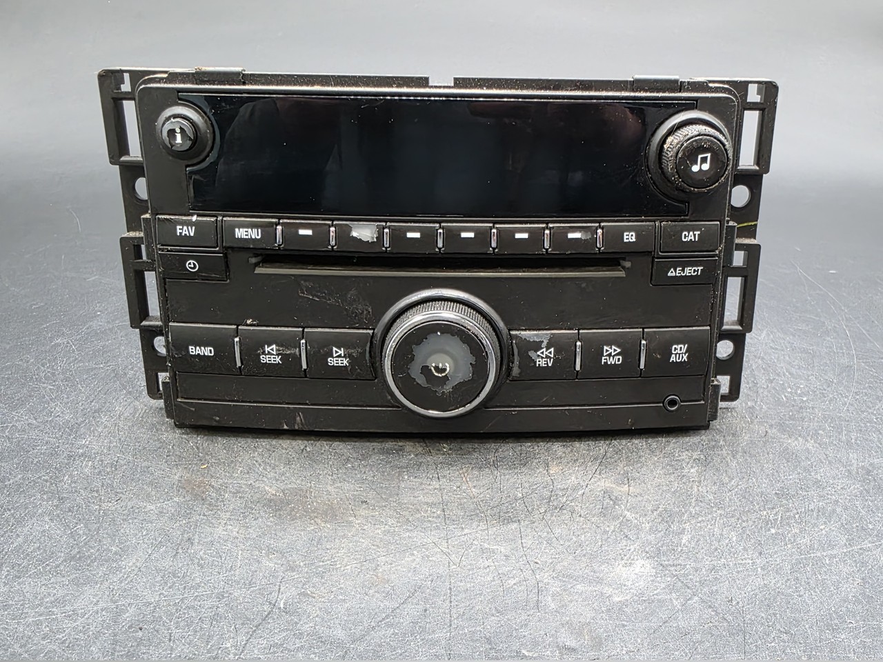 OEM 09-10 Chevy Cobalt AM/FM CD Radio 20919528 Used