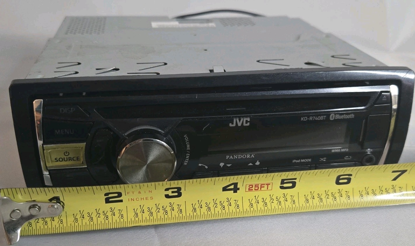 JVC KD-R540 AM-FM CD Receiver w/AUX,USB PANDORA