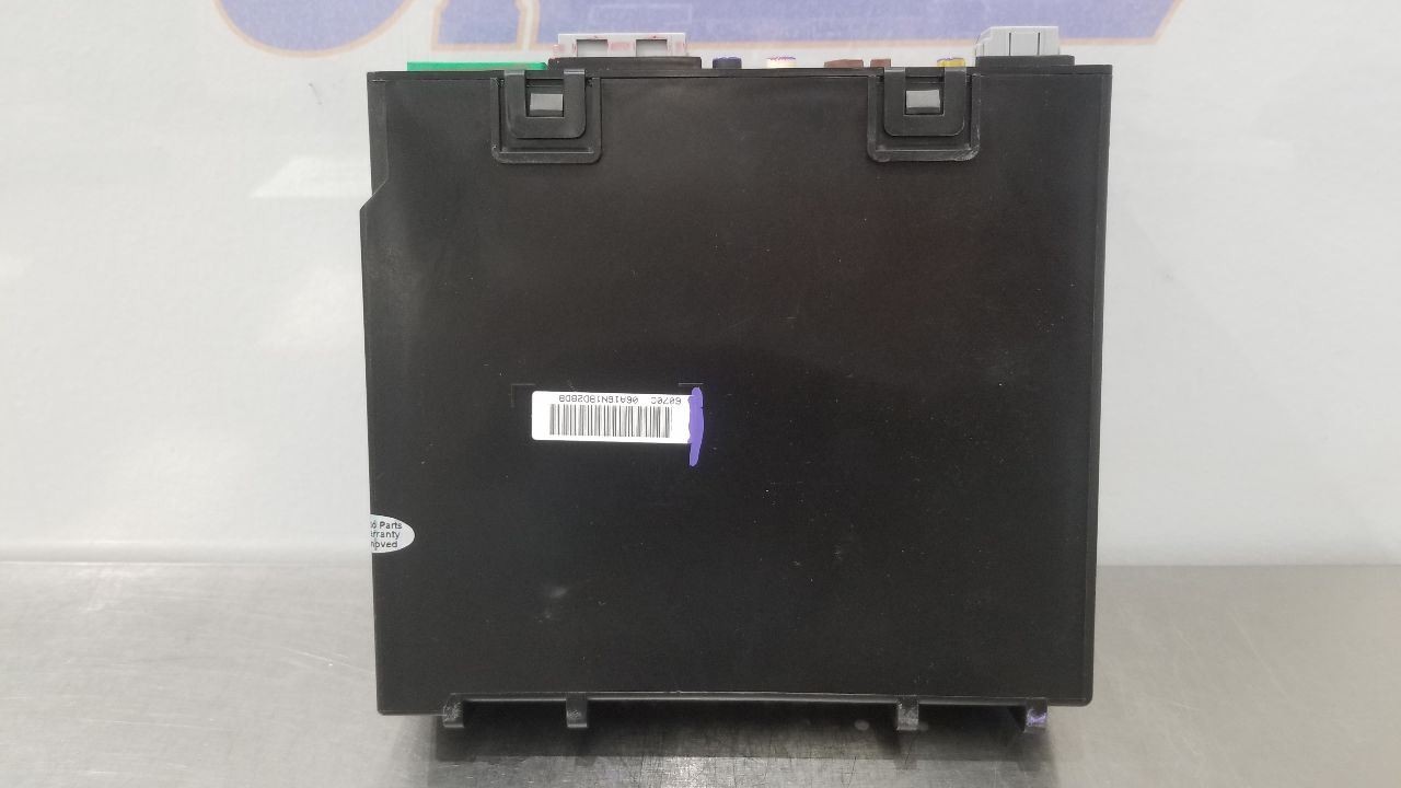 17 GMC SIERRA DENALI 1500 RADIO AUDIO RECEIVER 84102336