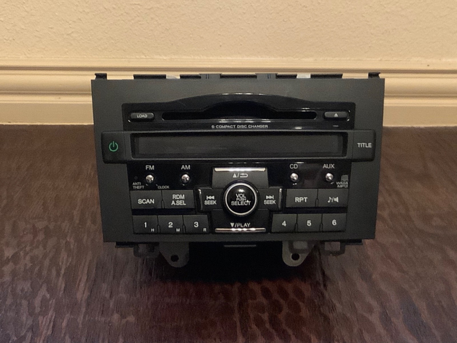 2010-2011 Honda CRV OEM AM/FM Radio 6 Disc CD MP3/WMA Player 39100-SWA-A011-M1