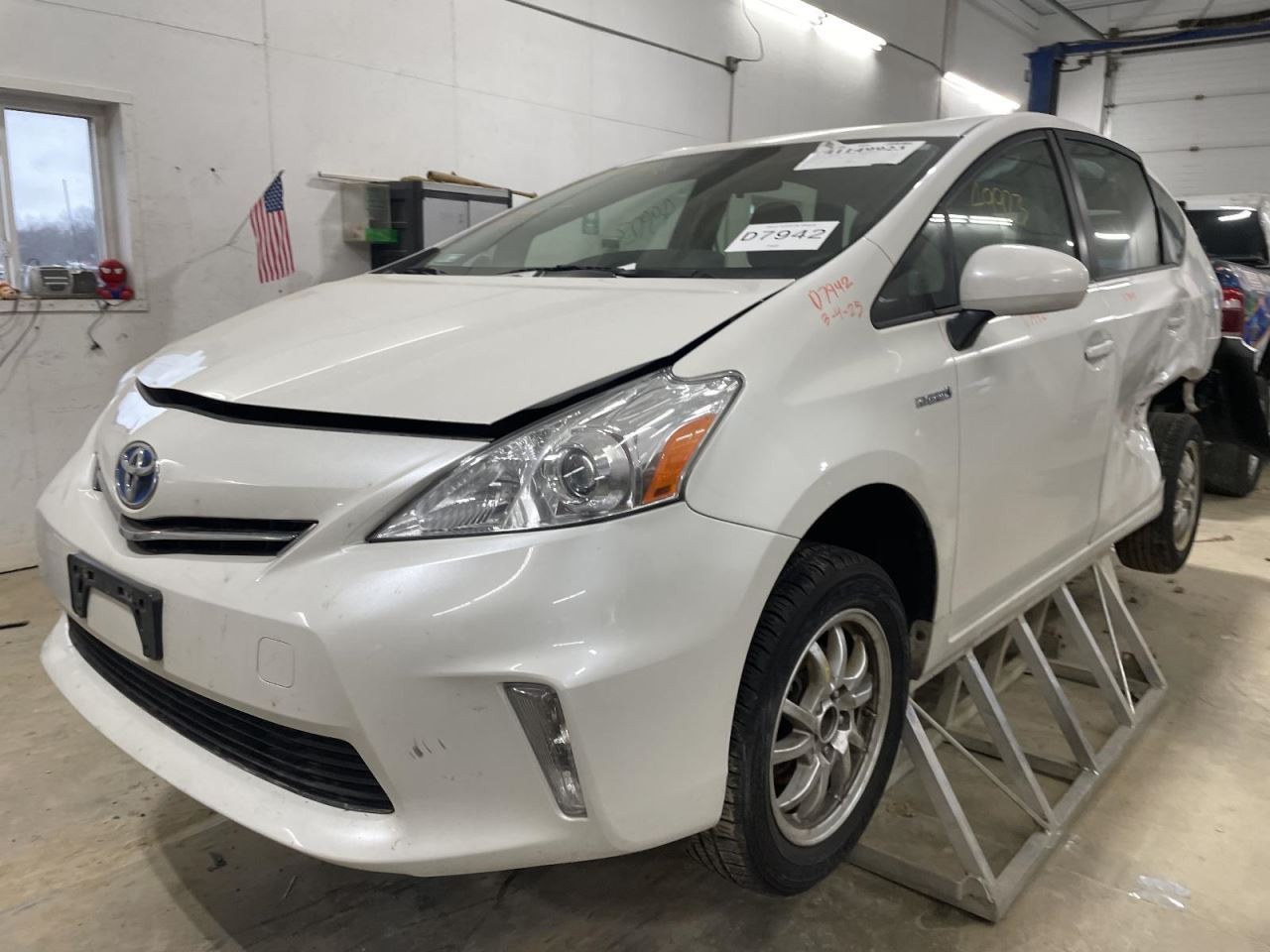Audio Equipment Radio Prius V VIN Eu 7th And 8th Digit Fits 12-14 PRIUS 1002070