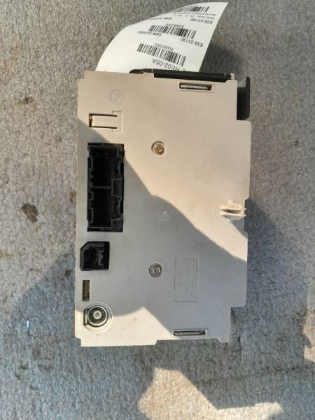 Audio Equipment Radio AM-FM-CD-MP3-USB Fits 11-21 EXPRESS 2500 VAN 652002