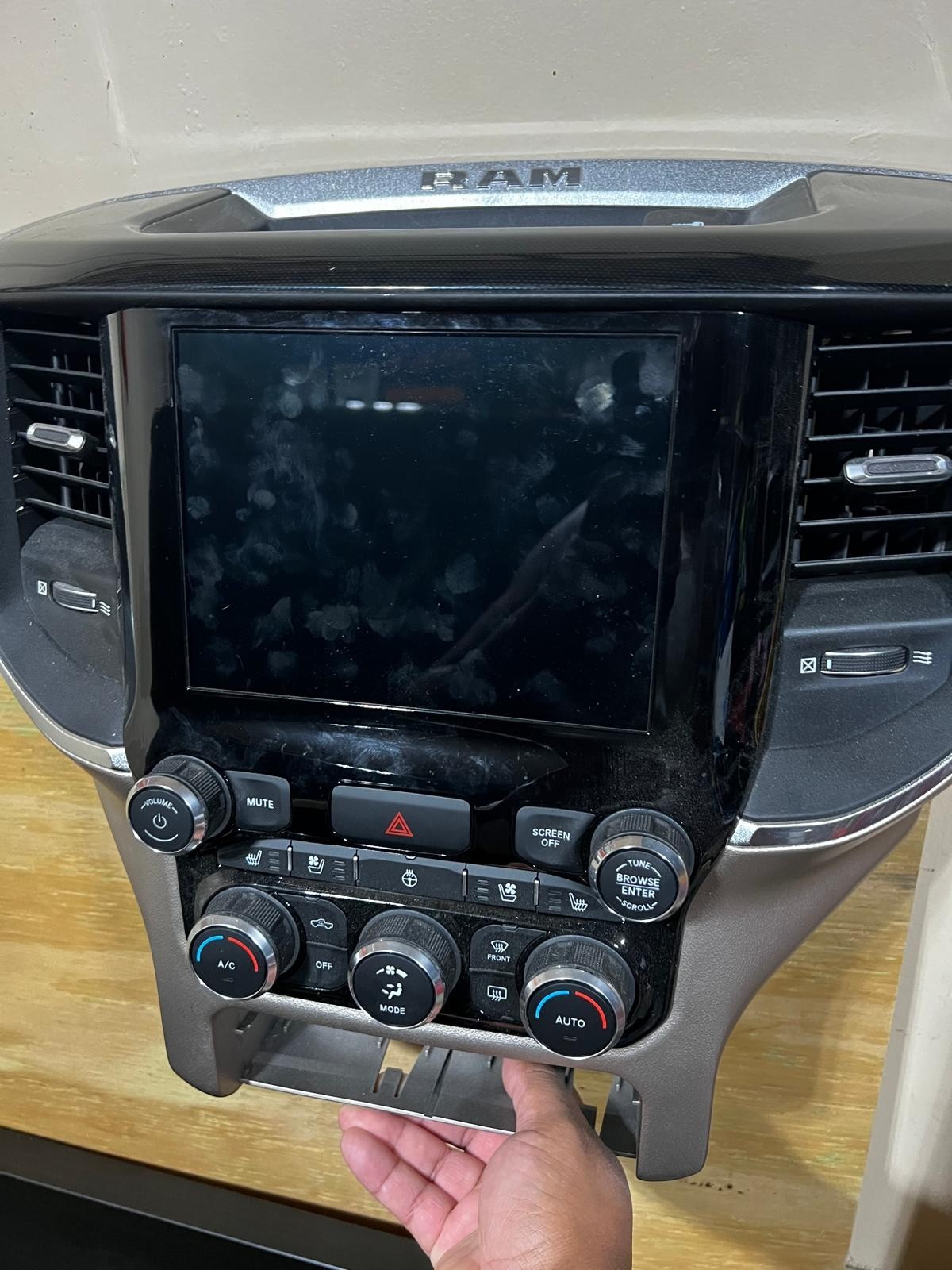 19-22 Ram 1500 8.4 Center Stack Uconnect Nav Radio Screen and Receiver