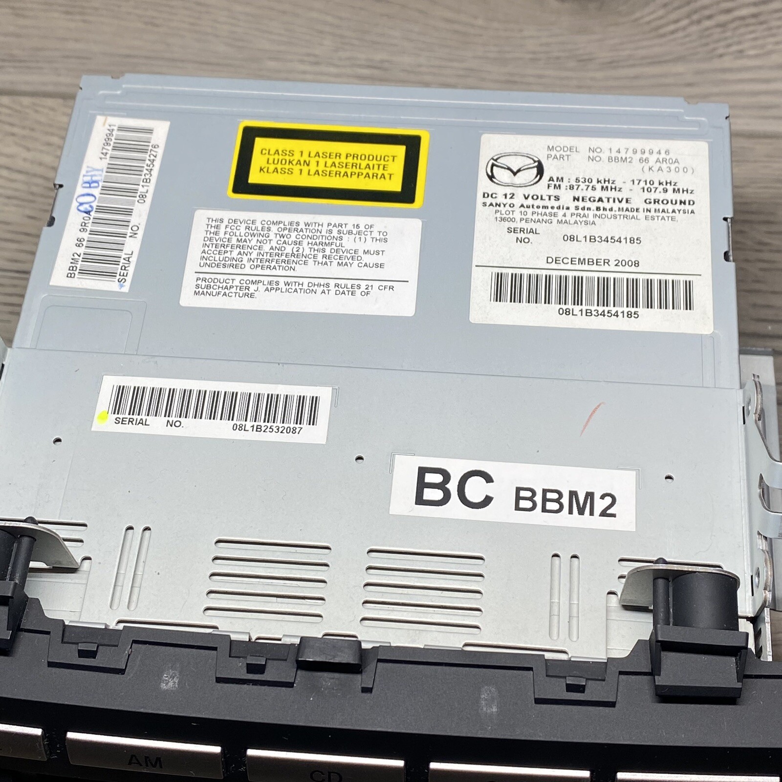 Mazda 3 AM/FM Radio & CD Player Matte Black OEM – Model Number: 14799946 Dec. 08