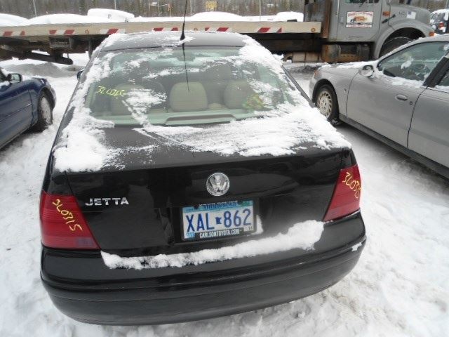 Audio Equipment Radio VIN J 8th Digit Includes City Fits 99-09 GOLF 132719
