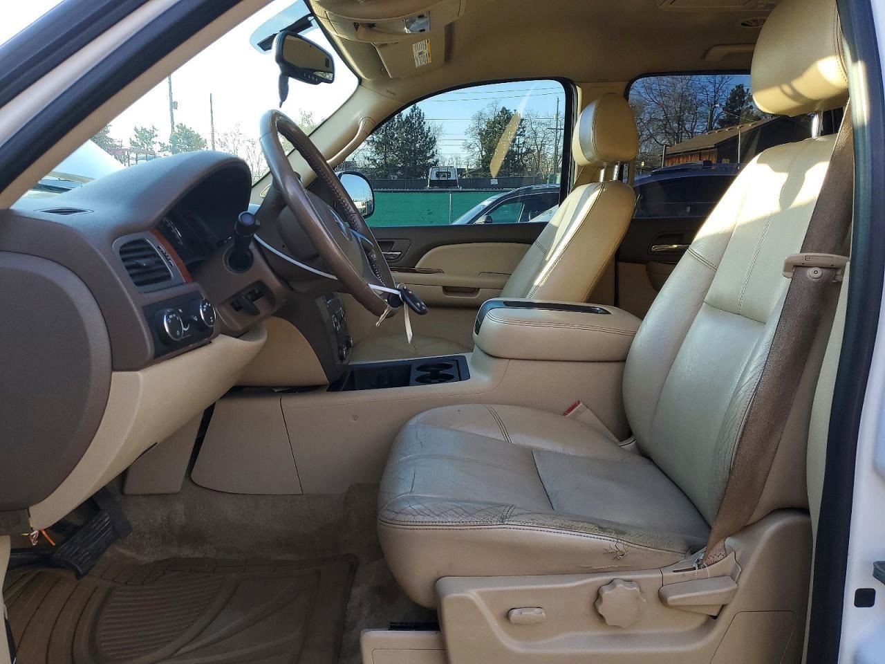 Audio Equipment Radio Opt Uvb ID 25894202 Fits 08-09 TAHOE 1411110