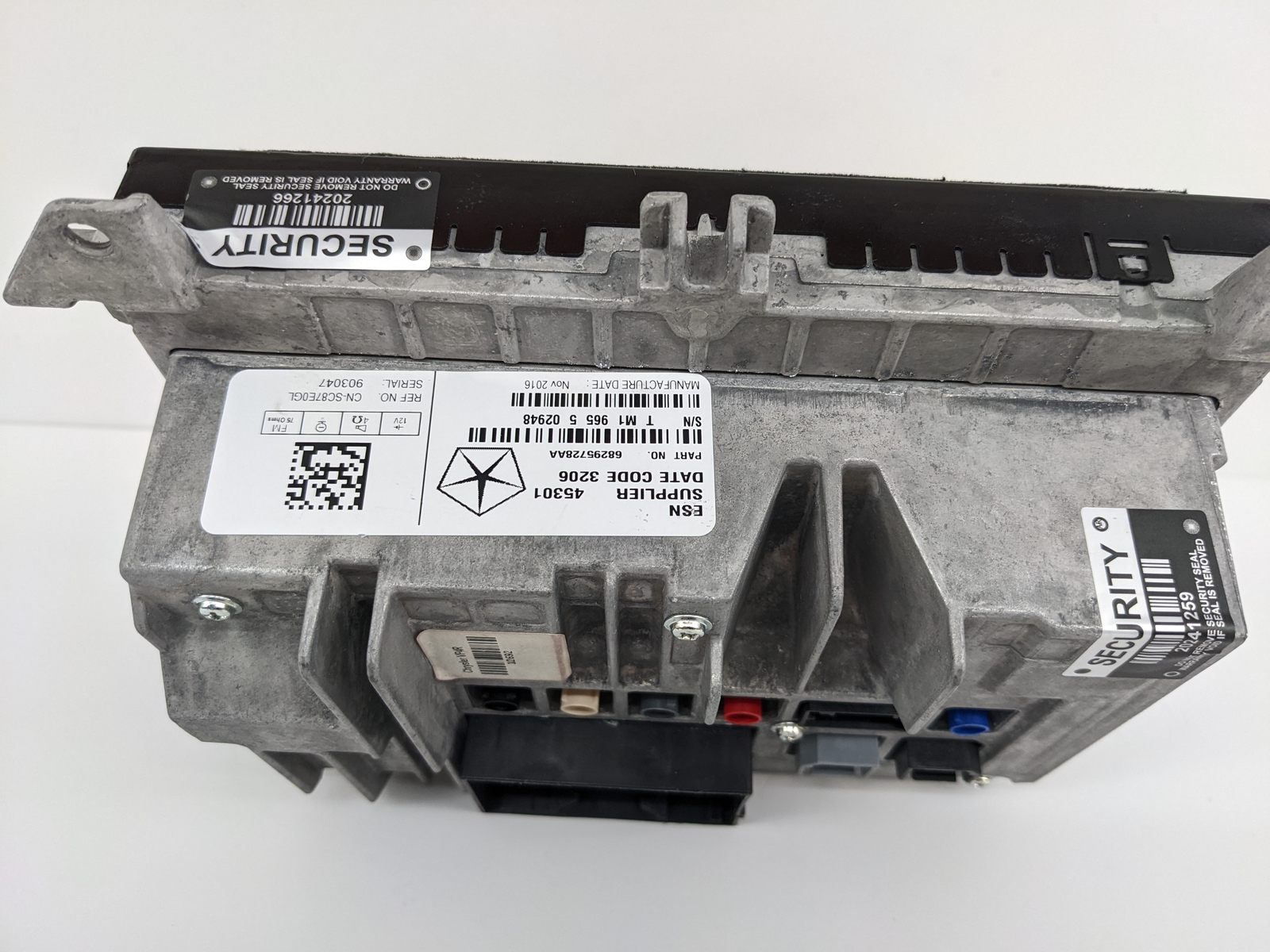 JEEP 4C UGQ 8.4 Inch Uconnect EUROPEAN REGION MAPS ONLY Apple CarPlay