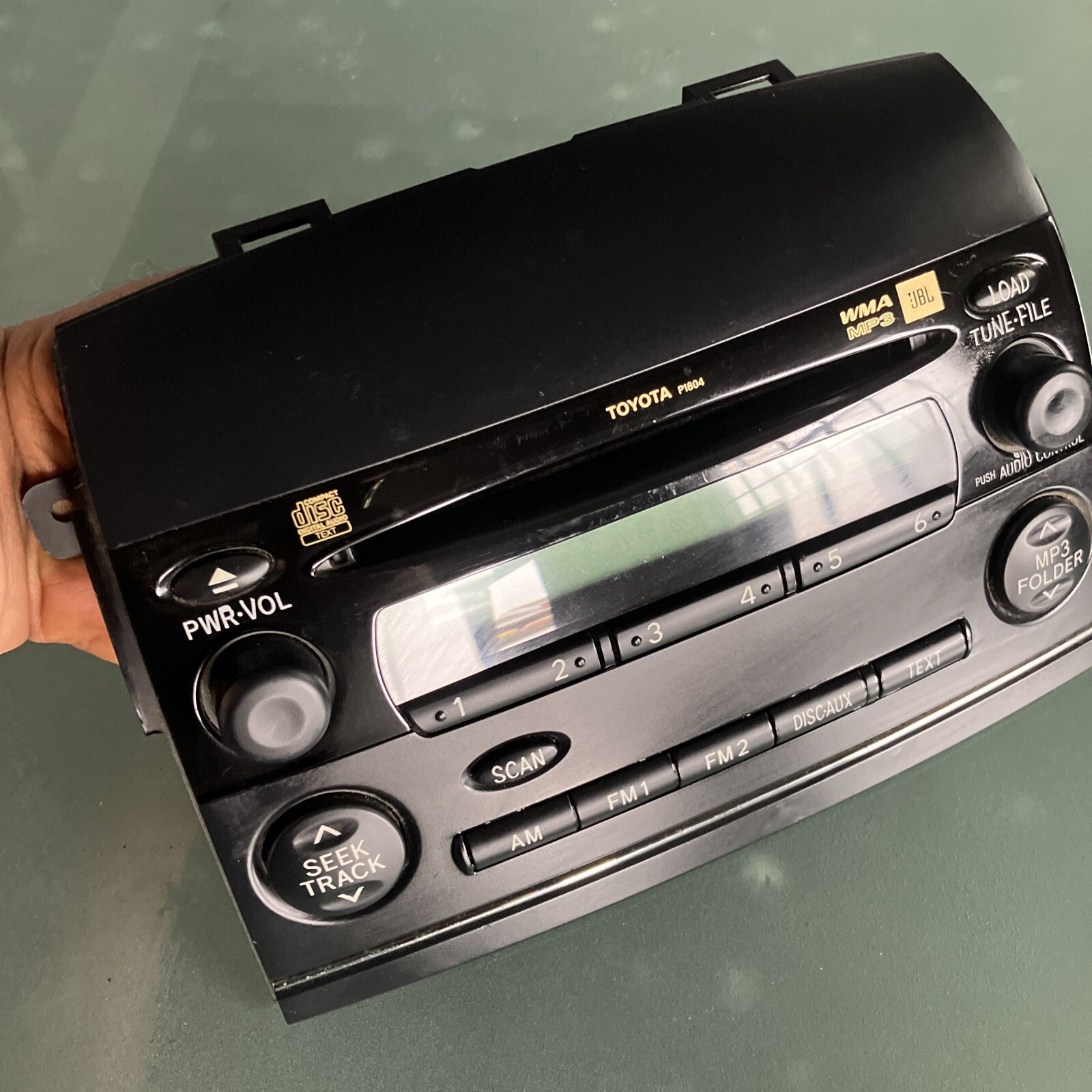 Toyota Sienna 2004-2010 P1804 RADIO FACIAL AM-FM STEREO CD MP3 WMA PLAYER 86120